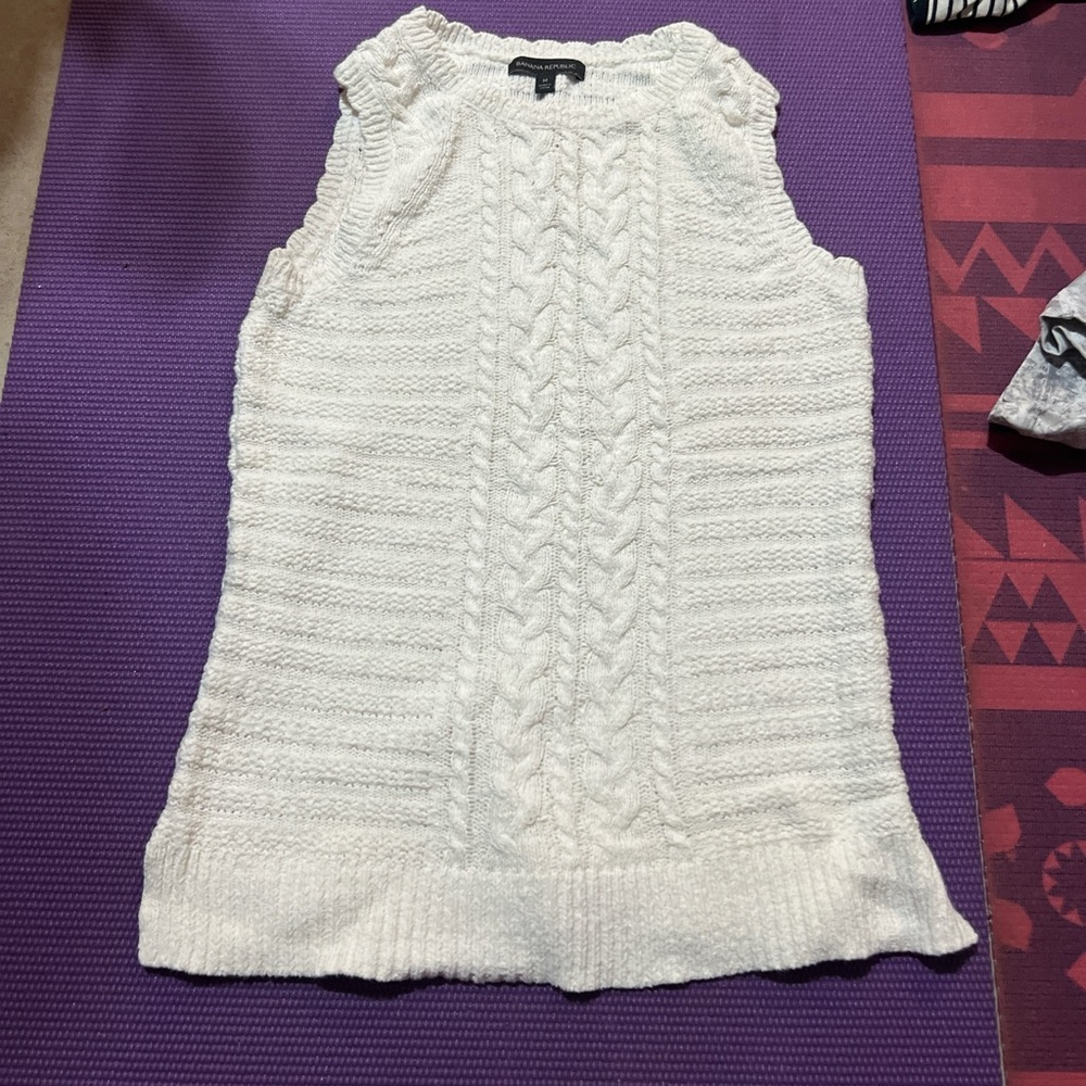 Banana Republic Cream Cable Knit Tank Top
